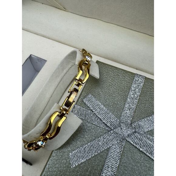 Cote d' Azur Women's 4-piece Gift Set Watch Bracelet Earrings Necklace Gold Tone - Picture 8 of 16